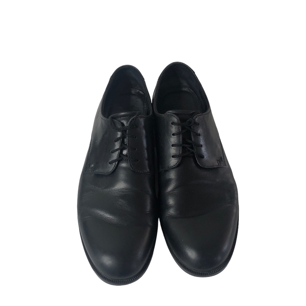 ECCO Men’s Black Leather Oxford lace up shoe.